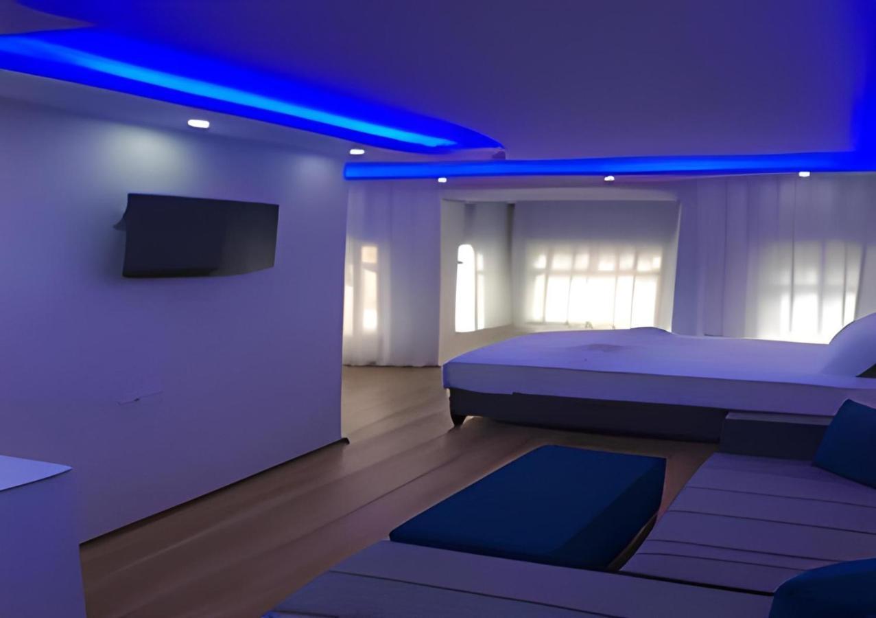 Blue Royal Hotel Istanbul Bagian luar foto