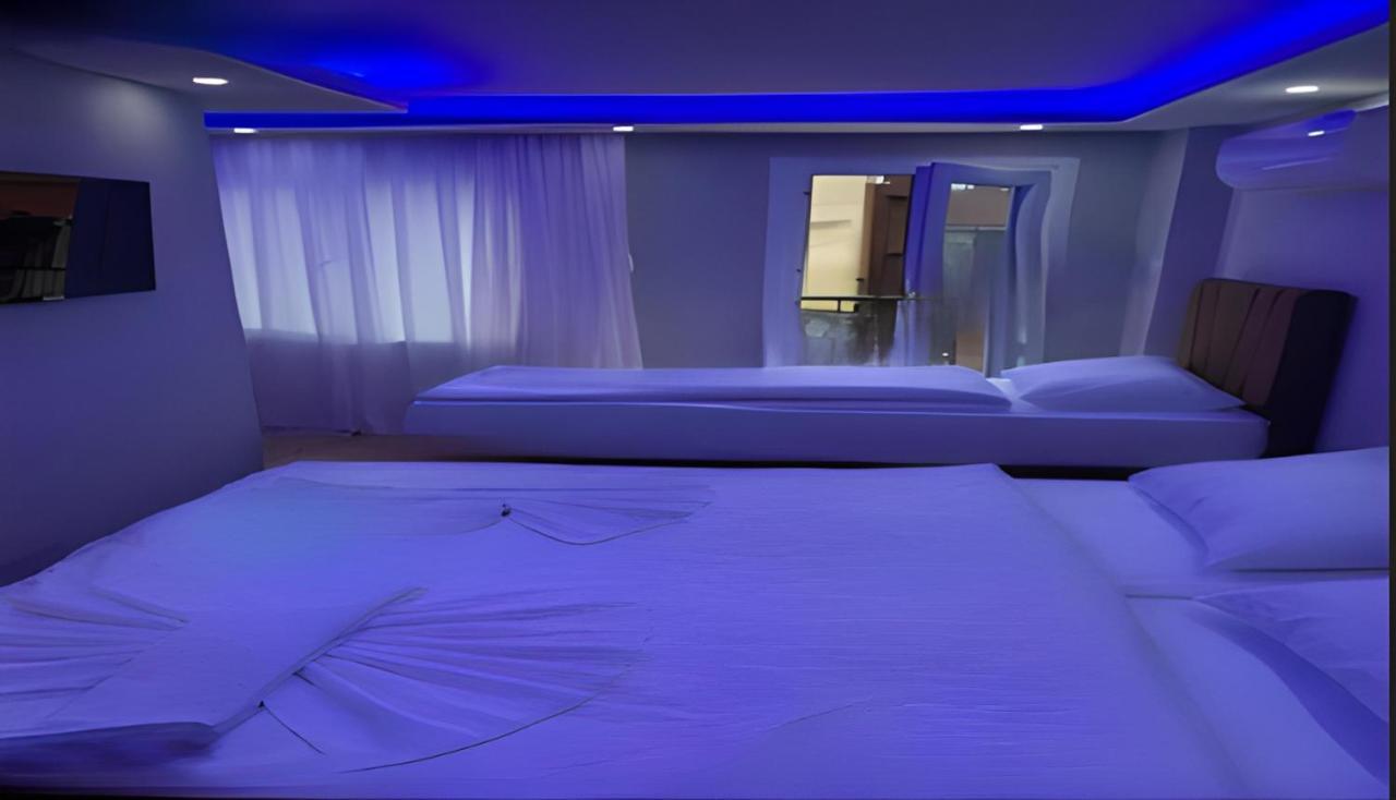 Blue Royal Hotel Istanbul Bagian luar foto