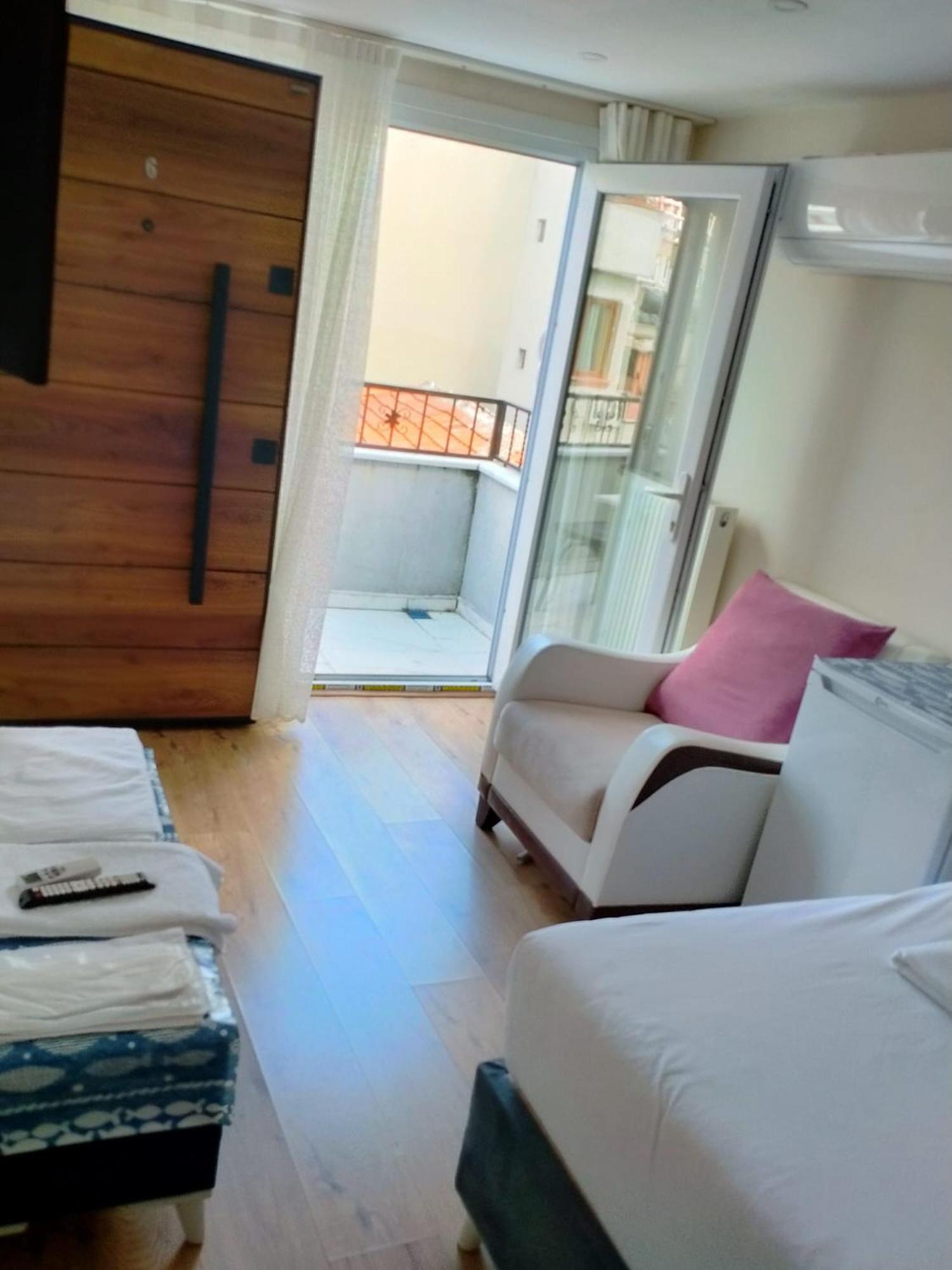 Blue Royal Hotel Istanbul Bagian luar foto